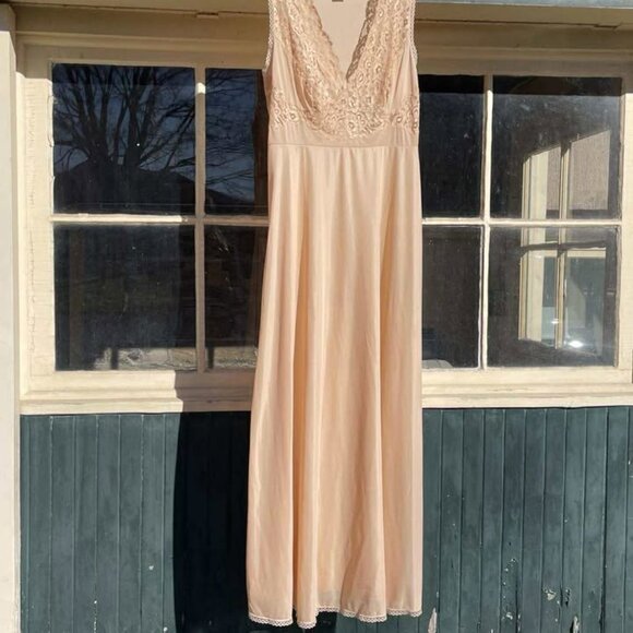 champagne nylon slip dress lace darted bodice full skirt Made in Italy Large - Picture 2 of 10